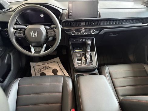 Used 2024 Honda CR-V Sport Touring image 8