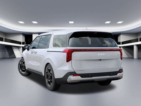 New 2026 Kia Carnival EX image 4