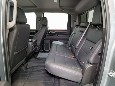 Used 2025 GMC Sierra 2500 SLT w/ SLT Premium Package image 34