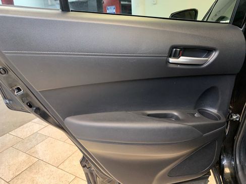 Used 2022 Toyota Corolla Cross XLE w/ Convenience Package image 41