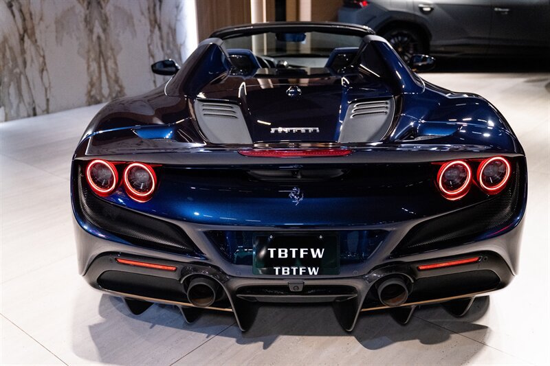 Used 2022 Ferrari F8 Tributo RWD image 17