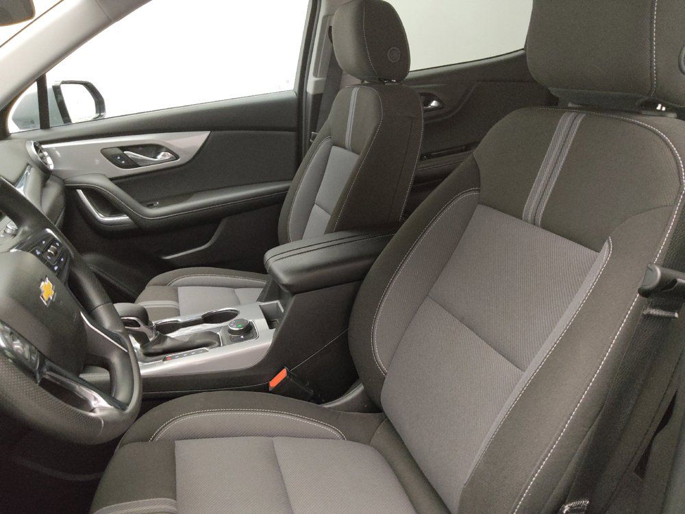 Used 2025 Chevrolet Blazer LT AWD/4WD image 17
