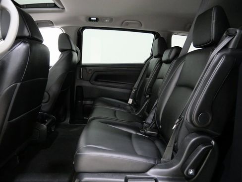 Used 2023 Honda Odyssey EX-L image 24