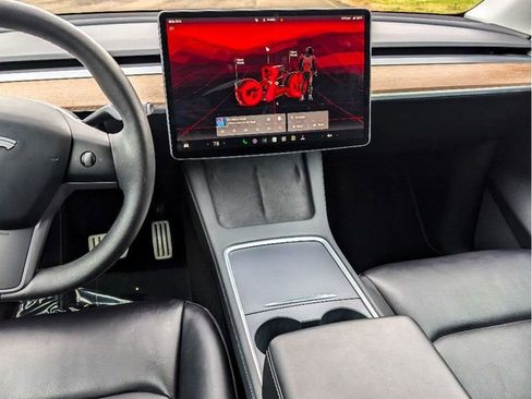 Used 2023 Tesla Model Y Performance AWD/4WD image 21