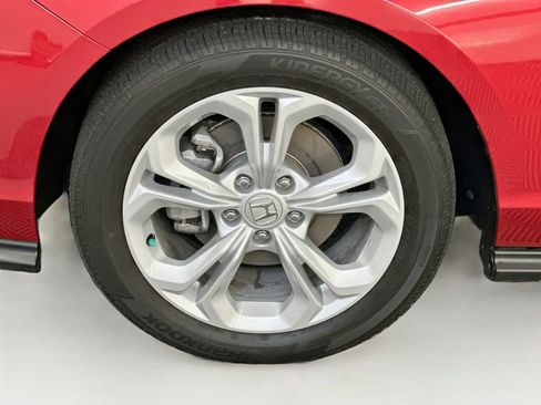 Used 2024 Honda Accord LX image 32