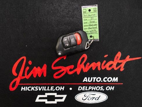 Used 2021 Jeep Gladiator Overland w/ Uconnect 4C Nav & Sound Group image 41