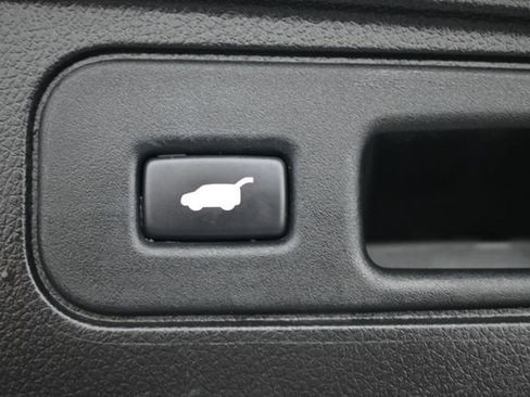 Used 2023 Honda Passport EX-L image 16