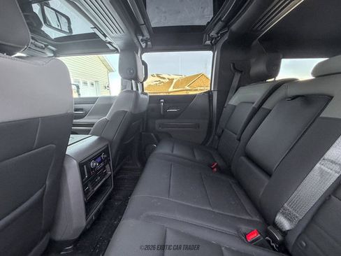Used 2025 GMC Hummer EV 2X AWD/4WD image 44