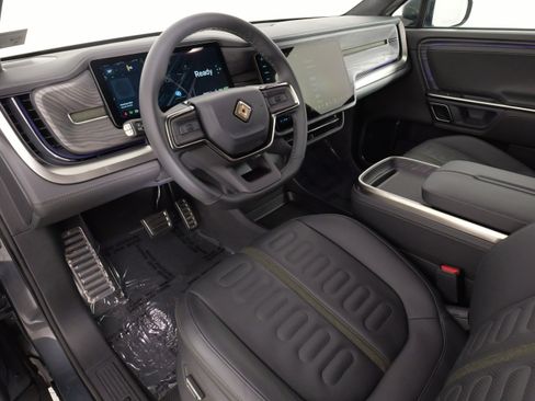 Used 2023 Rivian R1S Adventure AWD/4WD image 27