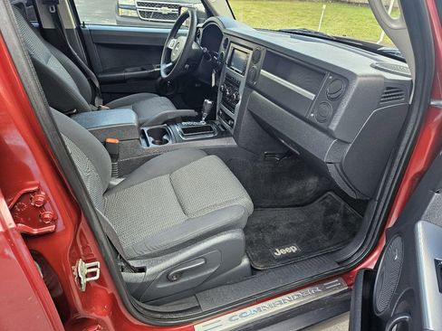 Used 2008 Jeep Commander Sport image 14