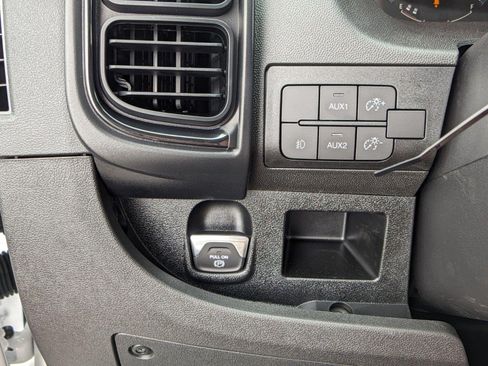 New 2024 RAM ProMaster 3500 w/ Safety Group FWD image 12