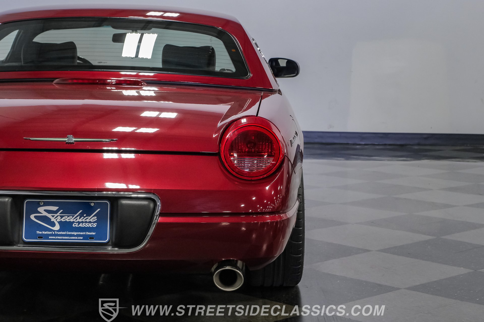 Used 2004 Ford Thunderbird RWD image 30