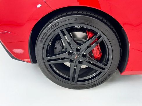 Used 2026 Chevrolet Corvette Stingray Coupe w/ Z51 Performance Package RWD image 26