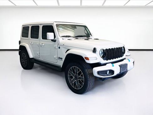 Used 2024 Jeep Wrangler High Altitude image 3