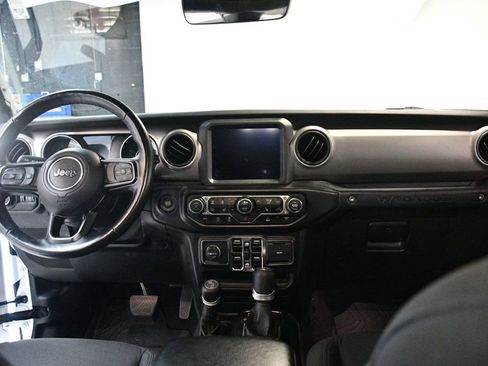 Used 2021 Jeep Wrangler Sport w/ Sun And Sound Package image 5