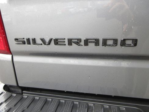 Used 2021 Chevrolet Silverado 1500 LT w/ All Star Edition Plus image 9