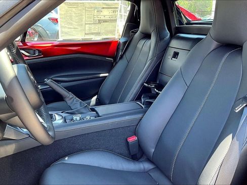 New 2026 MAZDA MX-5 Miata RF Grand Touring w/ Weather Package RWD image 18