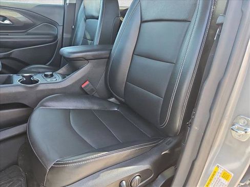 Certified 2024 GMC Terrain SLT w/ Infotainment Package II AWD/4WD image 14