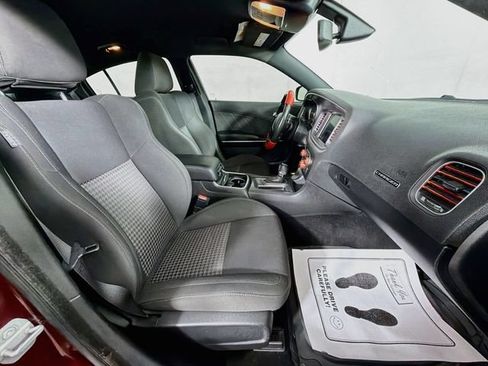Used 2019 Dodge Charger GT RWD image 27