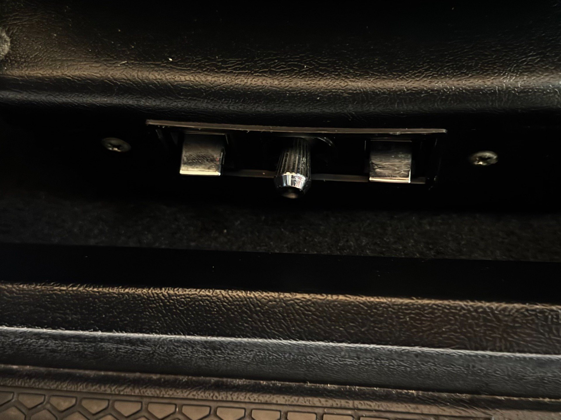 Used 1989 Chevrolet Camaro IROC-Z RWD image 17