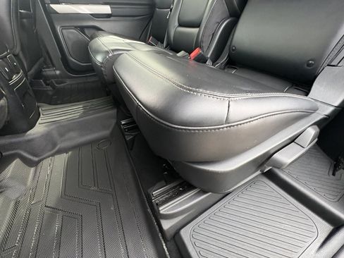 Used 2024 Ford Explorer XLT w/ Equipment Group 202A image 21