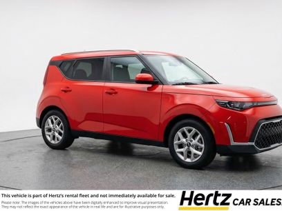 Used 2025 Kia Soul LX w/ LX Technology Package