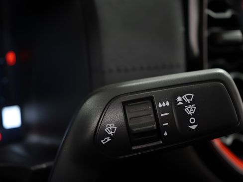 Used 2025 Ford Ranger Raptor AWD/4WD image 18