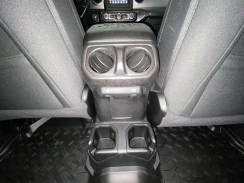 Used 2020 Jeep Wrangler Unlimited Sport S AWD/4WD image 28