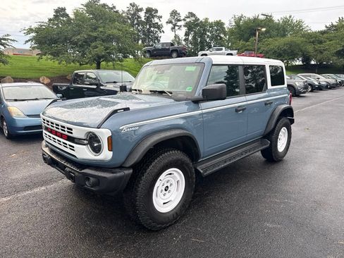 Used 2025 Ford Bronco Heritage Edition AWD/4WD image 6