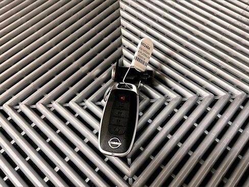 New 2026 Nissan Armada Platinum image 12