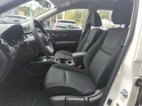 Used 2017 Nissan Rogue S image 12