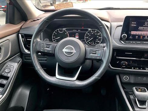 Certified 2023 Nissan Rogue SV w/ SV Premium Package image 6