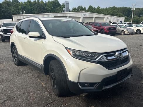 Used 2018 Honda CR-V Touring image 5