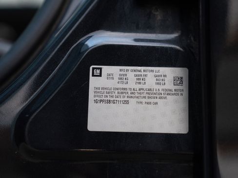 Used 2016 Chevrolet Cruze LT w/ Sun, Sound and Sport Package image 38