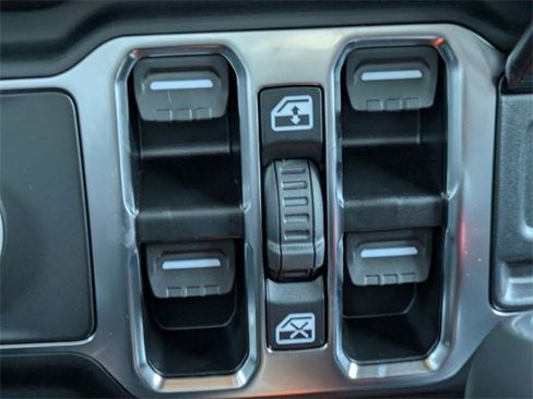 New 2025 Jeep Wrangler Sahara image 21