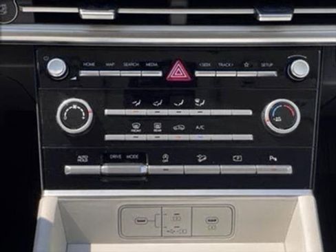 New 2025 Hyundai Santa Fe SE image 27