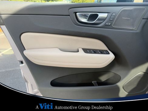 Used 2026 Volvo XC60 B5 Plus w/ Protection Package Premier AWD/4WD image 11