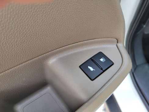 Used 2020 Honda Pilot Touring image 10