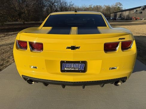 Used 2011 Chevrolet Camaro SS w/ RS Package image 6