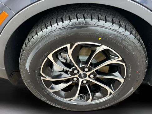 Used 2024 Lincoln Nautilus Premier w/ Equipment Group 102A image 42