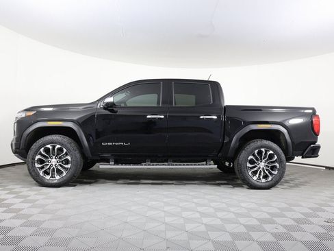 Used 2025 GMC Canyon Denali image 55