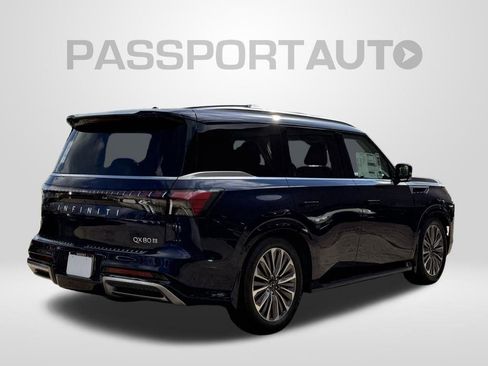 New 2026 INFINITI QX80 Luxe image 6