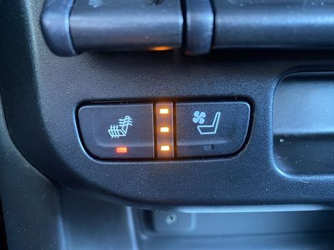 Used 2018 GMC Canyon Denali image 20