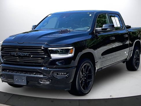 Used 2024 RAM 1500 Laramie AWD/4WD image 4