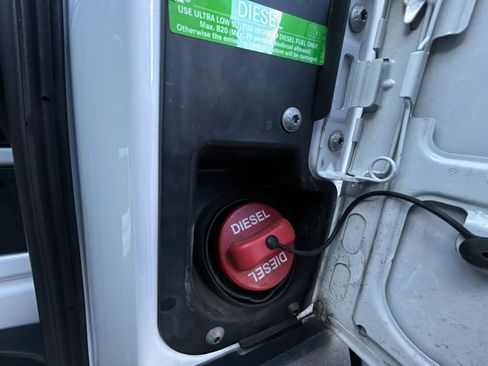 Used 2023 Mercedes-Benz Sprinter 2500 w/ Parking Package image 18