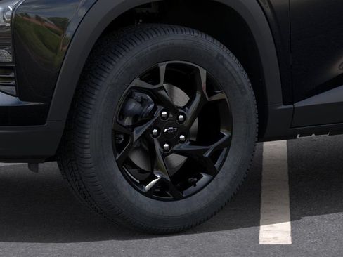New 2026 Chevrolet Trax LT w/ Driver Confidence Package FWD image 9