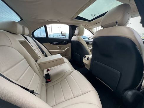Used 2019 Mercedes-Benz C 300 Sedan image 25