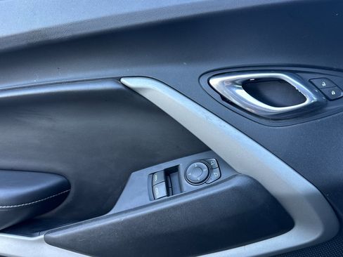 Used 2018 Chevrolet Camaro LT image 11