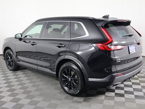 Used 2025 Honda CR-V Sport image 8