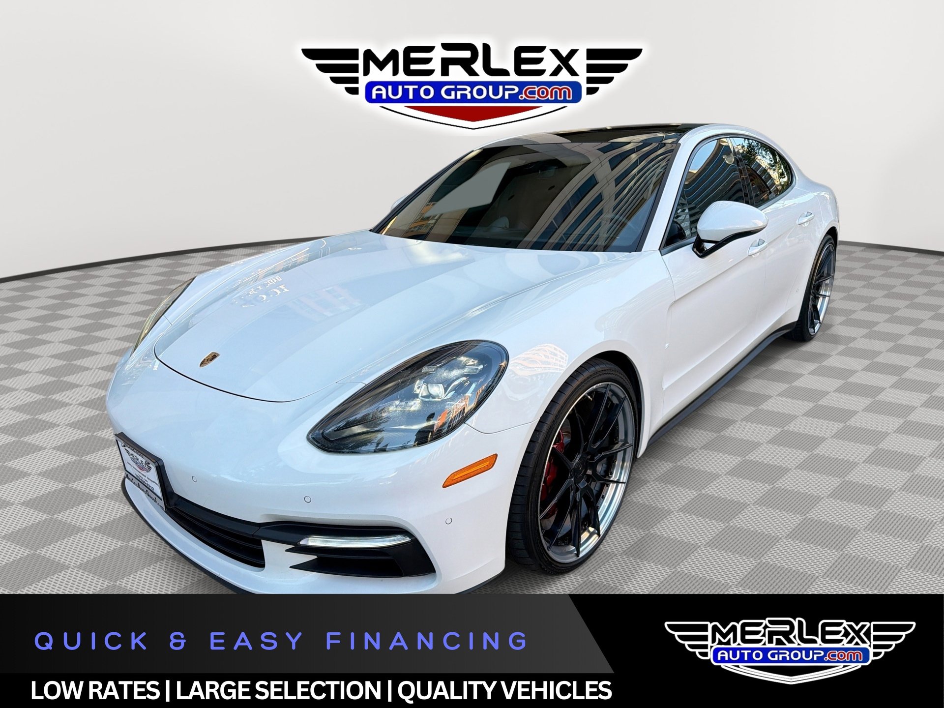 Used 2018 Porsche Panamera RWD image 1
